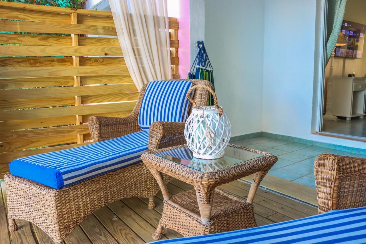 Ocean Point Beach Resort & Spa Adults Only St. John's Exterior foto