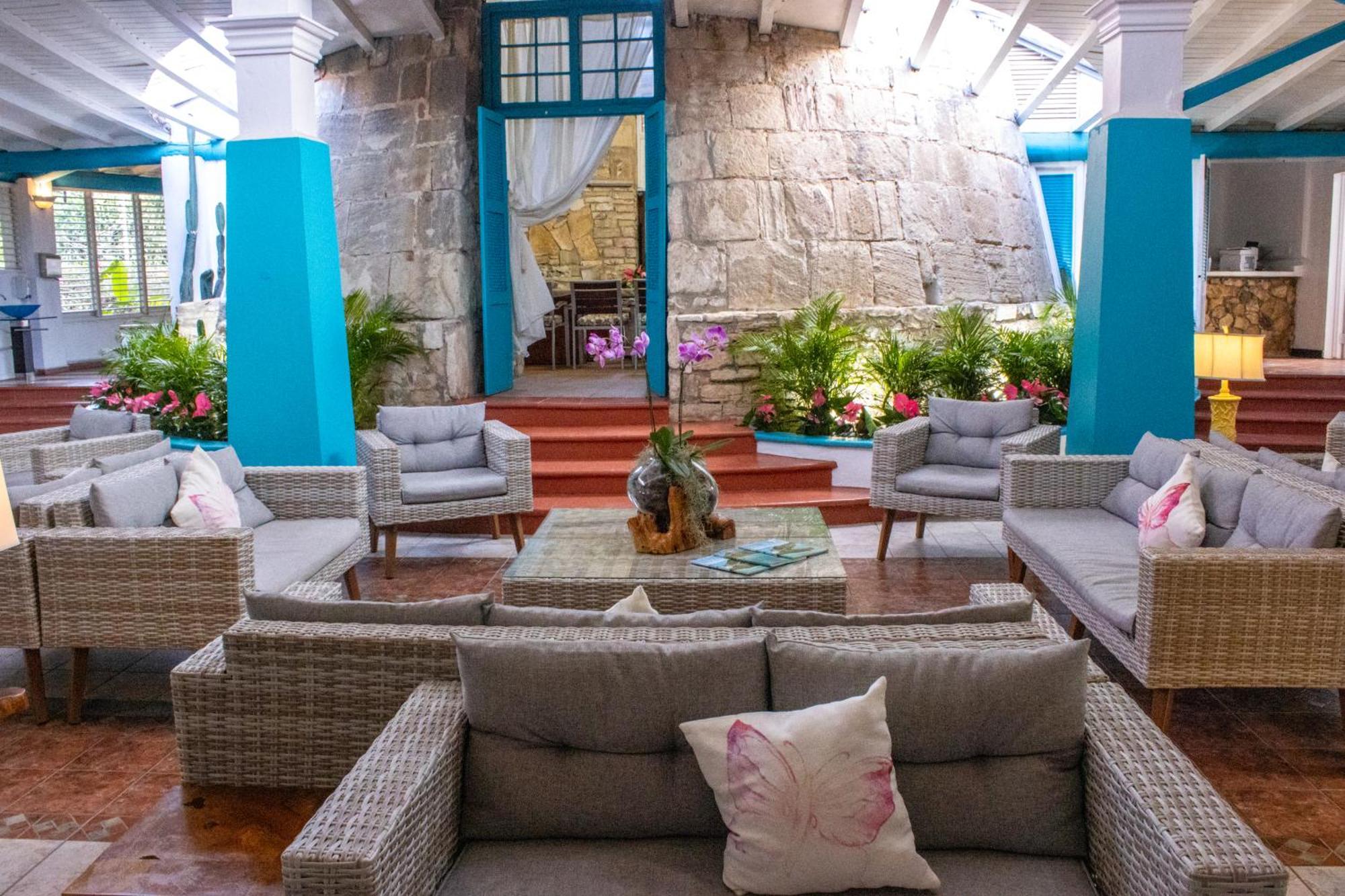 Ocean Point Beach Resort & Spa Adults Only St. John's Exterior foto